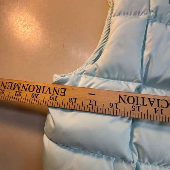 Eddie Bauer Light Blue Puffer Vest‎ - Picture 13 of 15